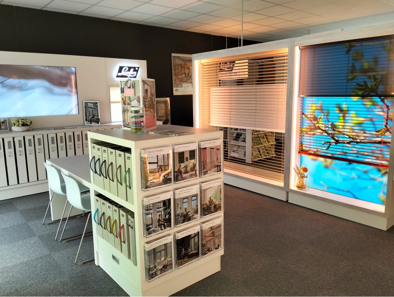 Bretagne Dunet Stores Showroom (19) 334
